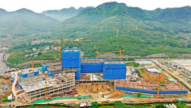 重庆：内陆无水港低碳产业园施工有序开展