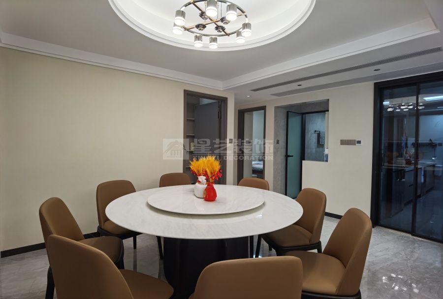 贺州280平复式楼带空中花园实景(图8)