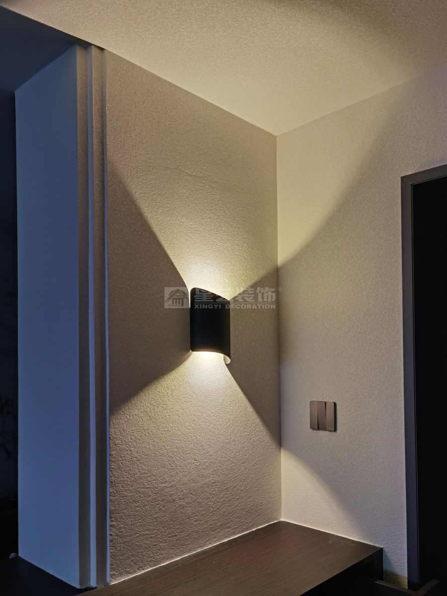 贺州江滨华府17-03户型现代风实景(图15)