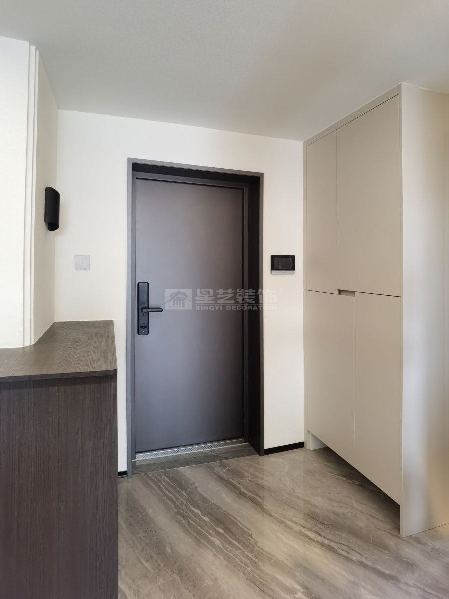 贺州江滨华府17-03户型现代风实景(图16)