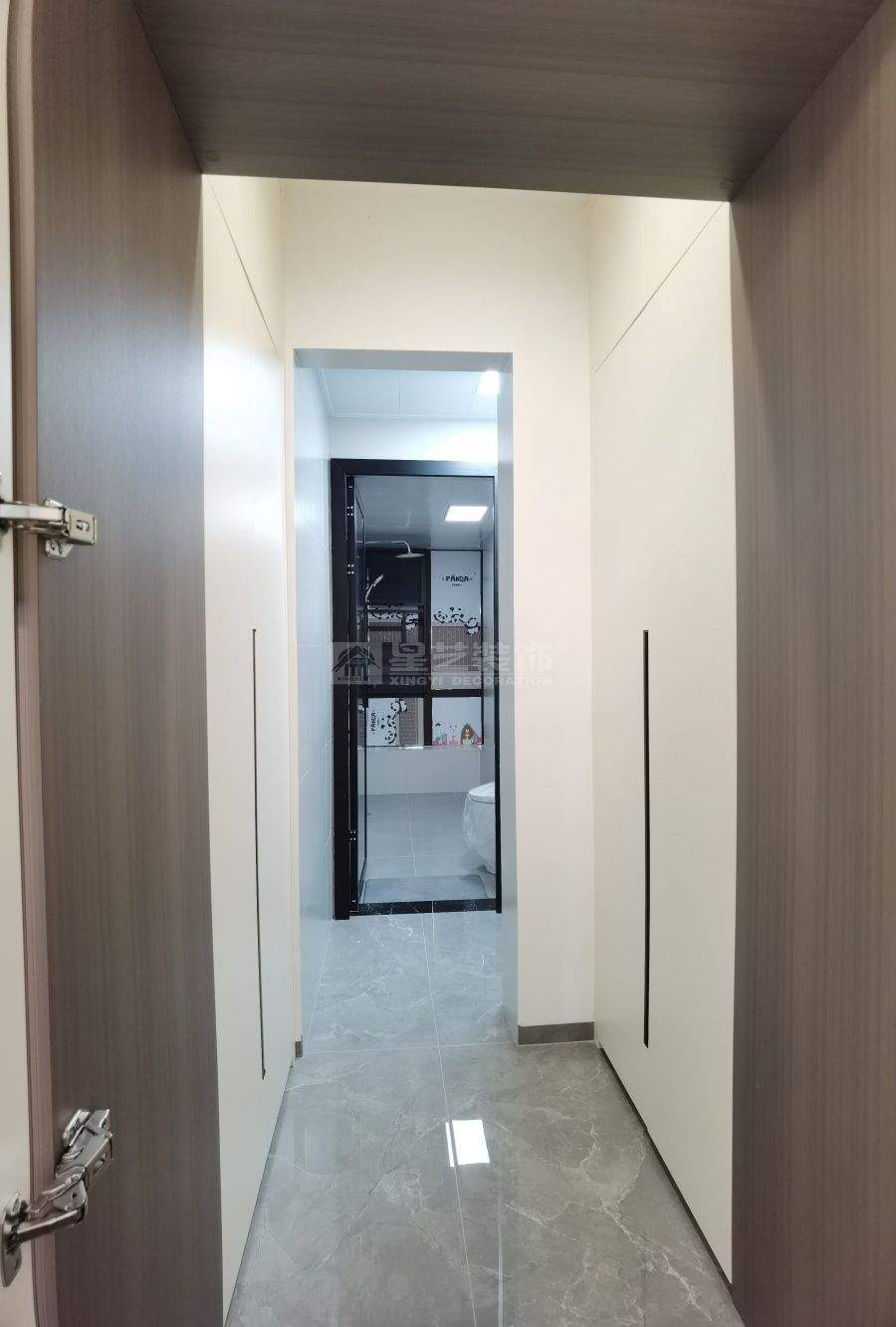 贺州康城一品135平四房现代风实景(图19)