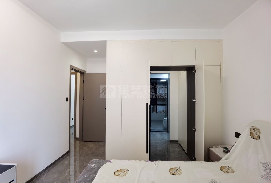 贺州康城一品135平四房现代风实景(图20)