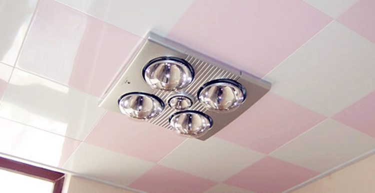 浴室装灯暖还是风暖？