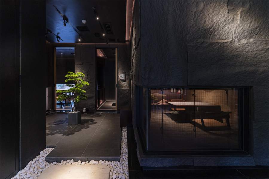 隐食堺(图12)